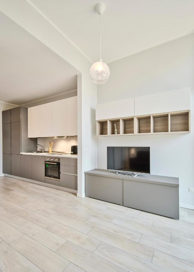 Monviso Modern - Exclusive Apartment Милан Экстерьер фото